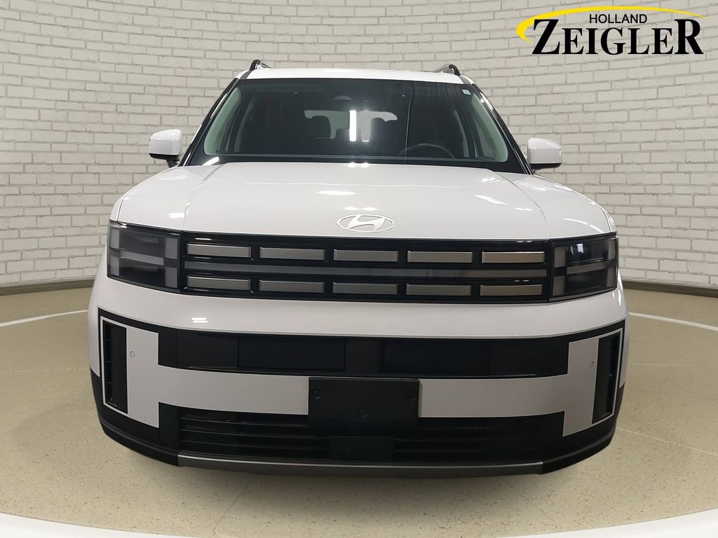 Certified 2025 Hyundai Santa Fe SEL image 2