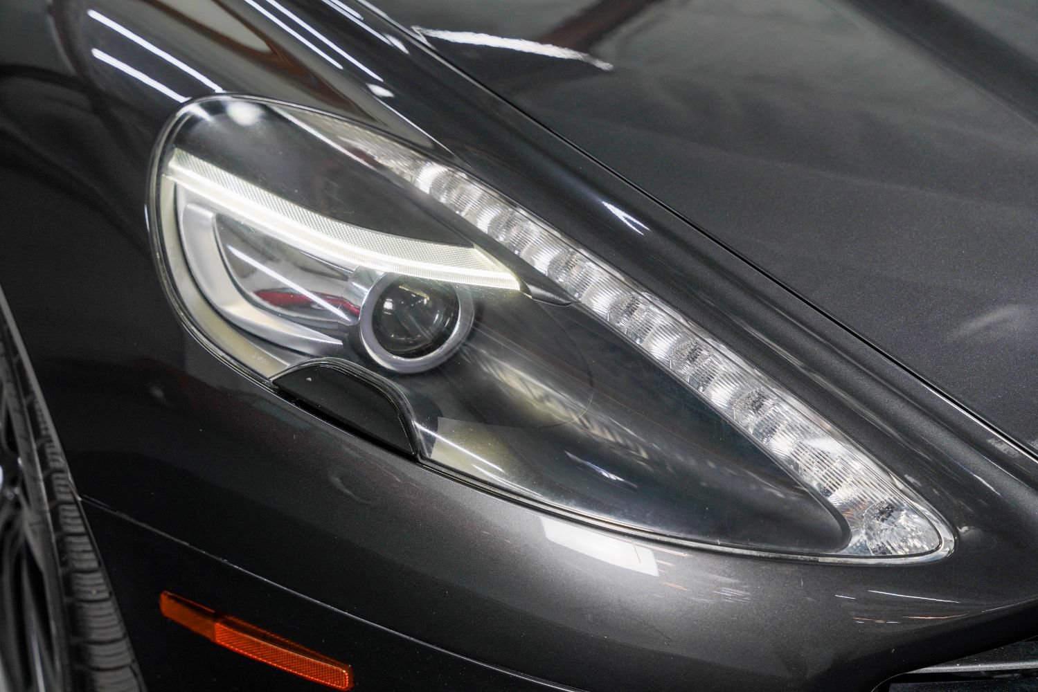 Used 2011 Aston Martin Rapide Luxe RWD image 12