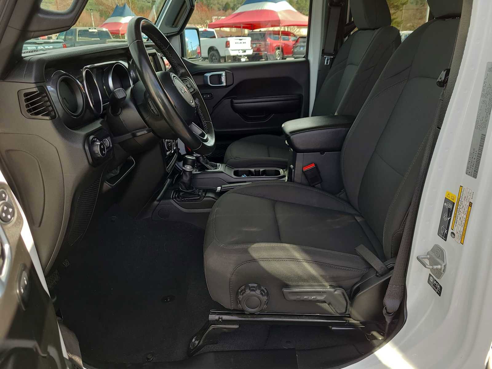 Used 2021 Jeep Gladiator Sport image 19