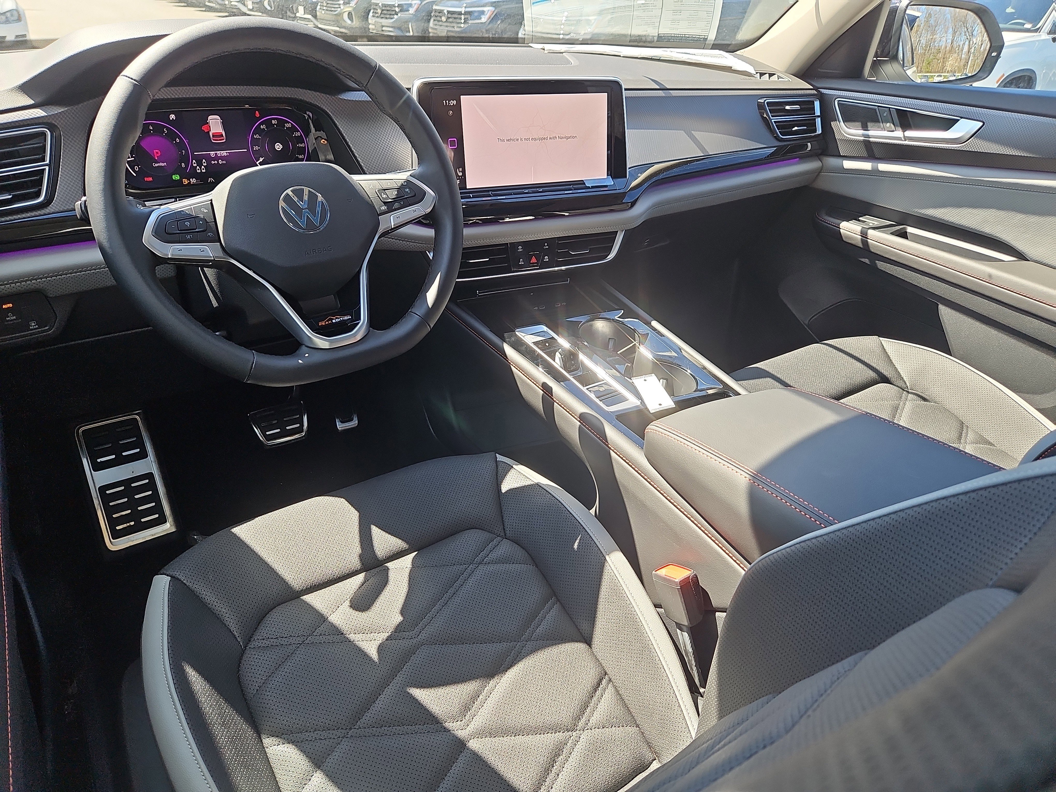 New 2026 Volkswagen Atlas Peak Edition AWD/4WD image 6