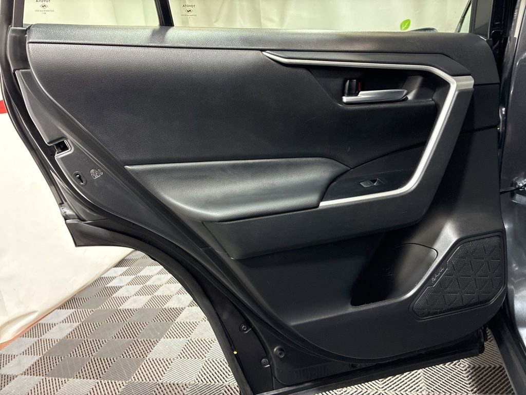 Used 2023 Toyota RAV4 XLE AWD/4WD image 18