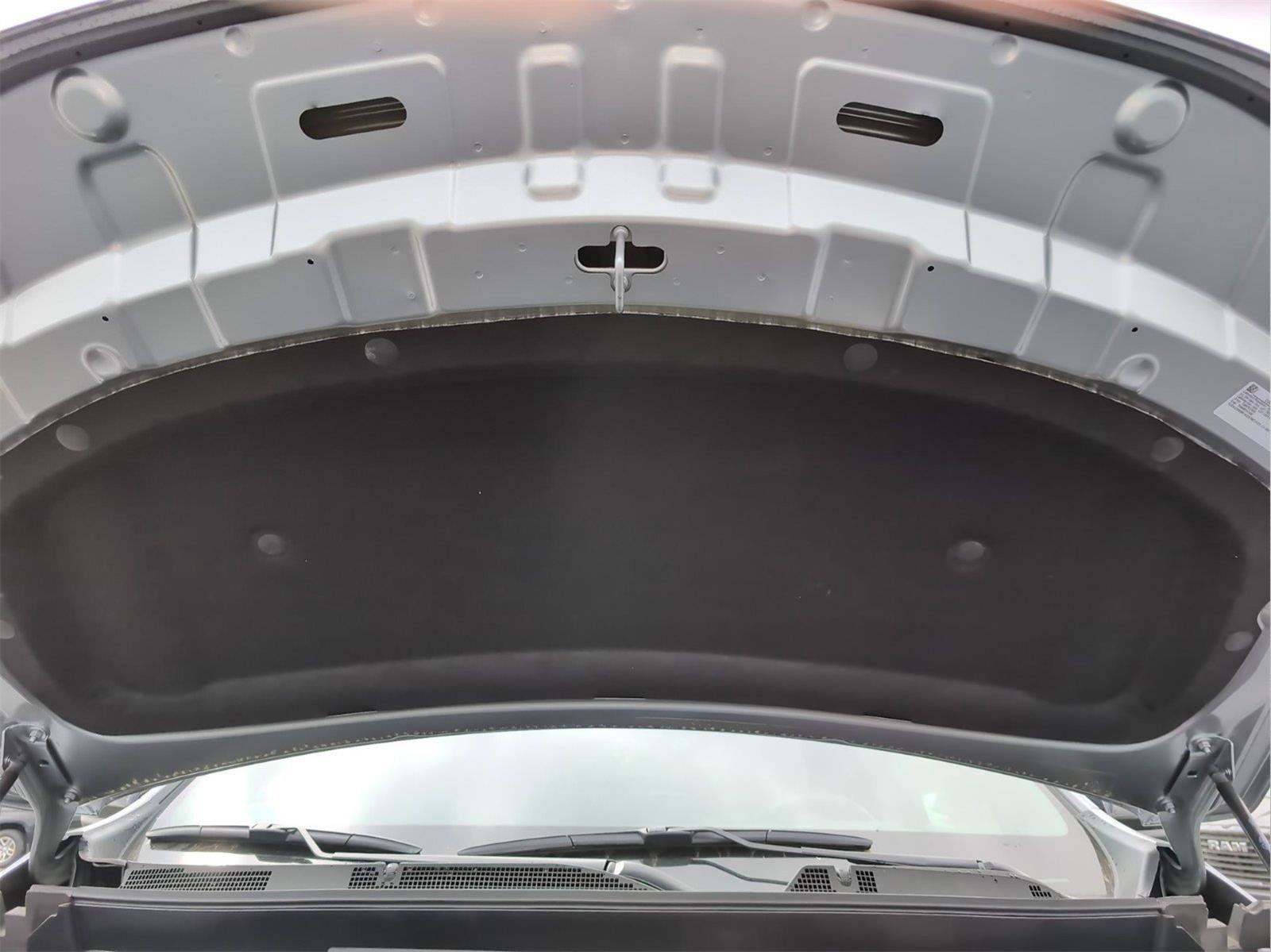 New 2026 Chevrolet Traverse LT w/ Driver Confidence Package image 36