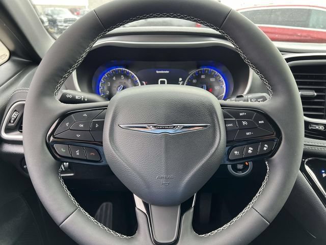 New 2026 Chrysler Pacifica Select w/ S Appearance Package AWD/4WD image 16