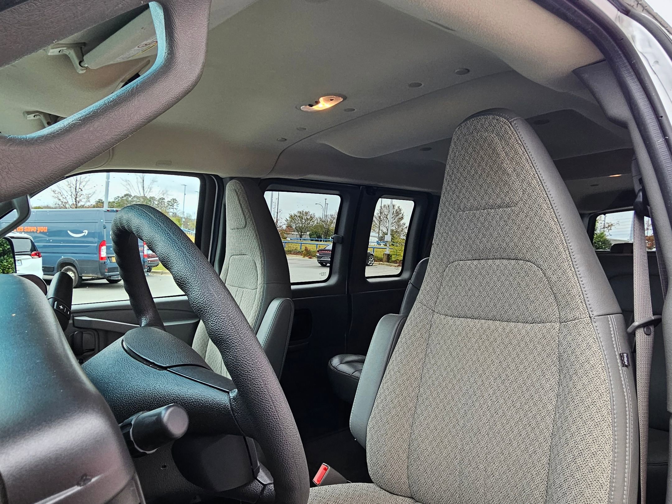 Used 2023 Chevrolet Express 3500 LS image 20