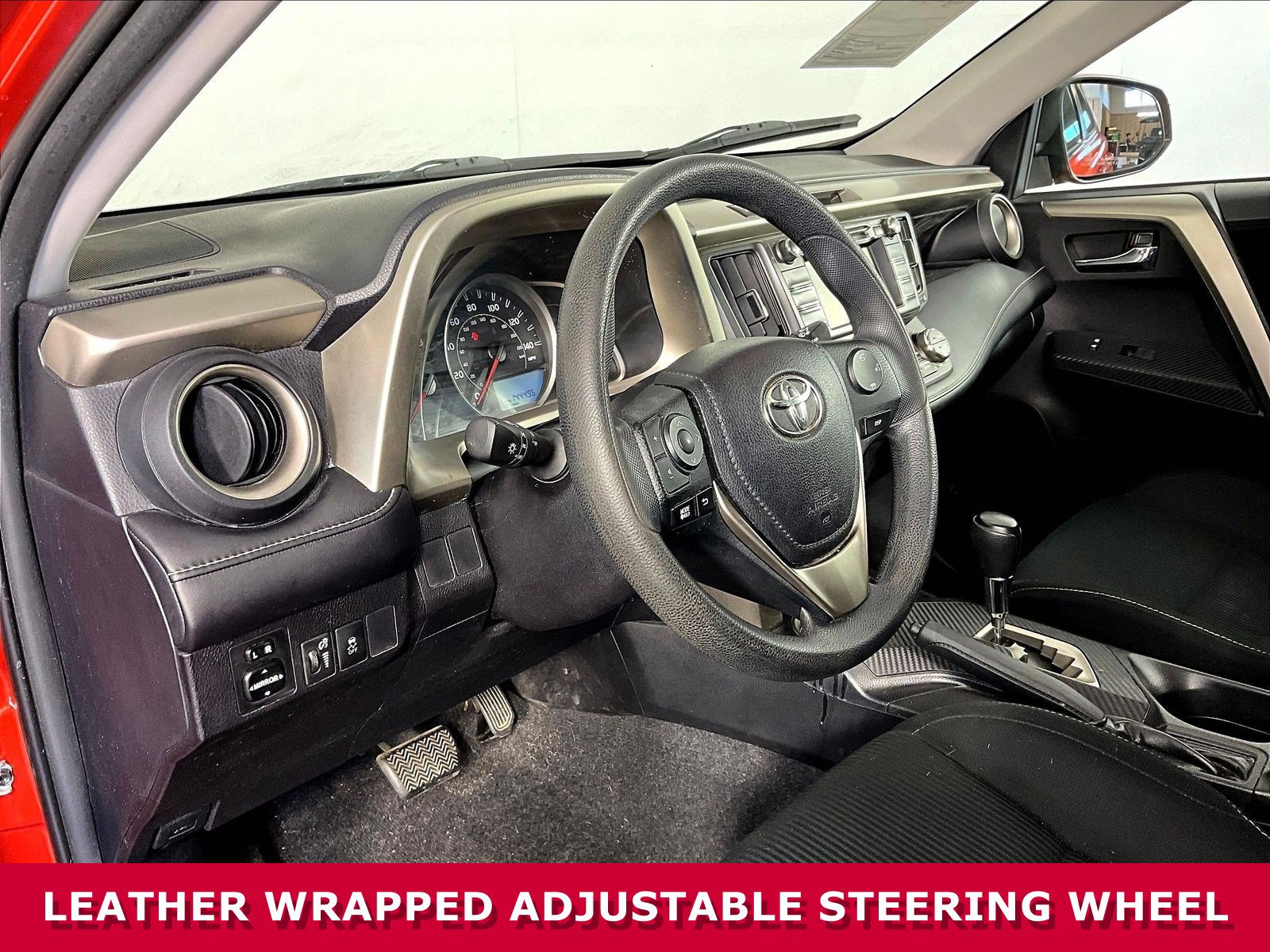 Used 2015 Toyota RAV4 XLE FWD image 15
