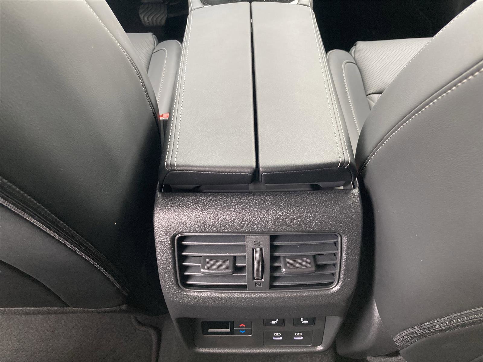 New 2026 Nissan Rogue Platinum w/ Tech Package image 25