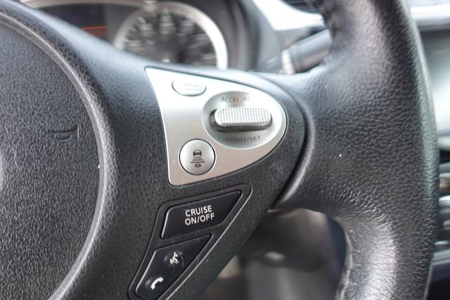 Used 2019 Nissan Sentra SR w/ Exterior Package image 14