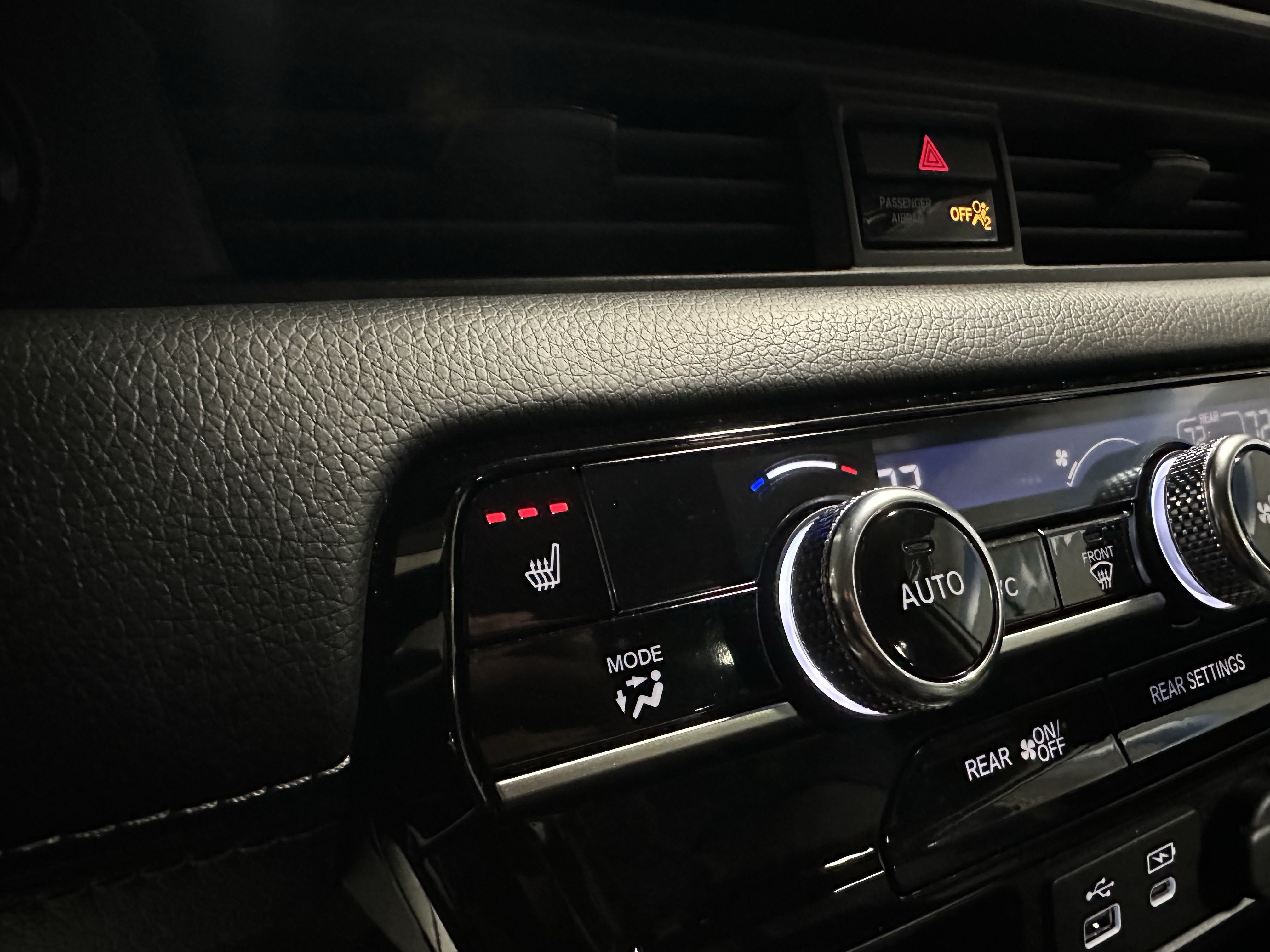Used 2023 Honda Pilot Touring image 21