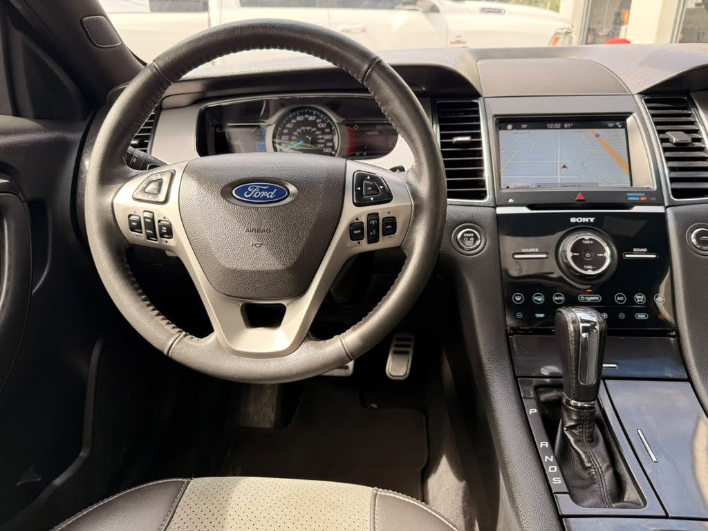 Used 2019 Ford Taurus SHO AWD/4WD image 30
