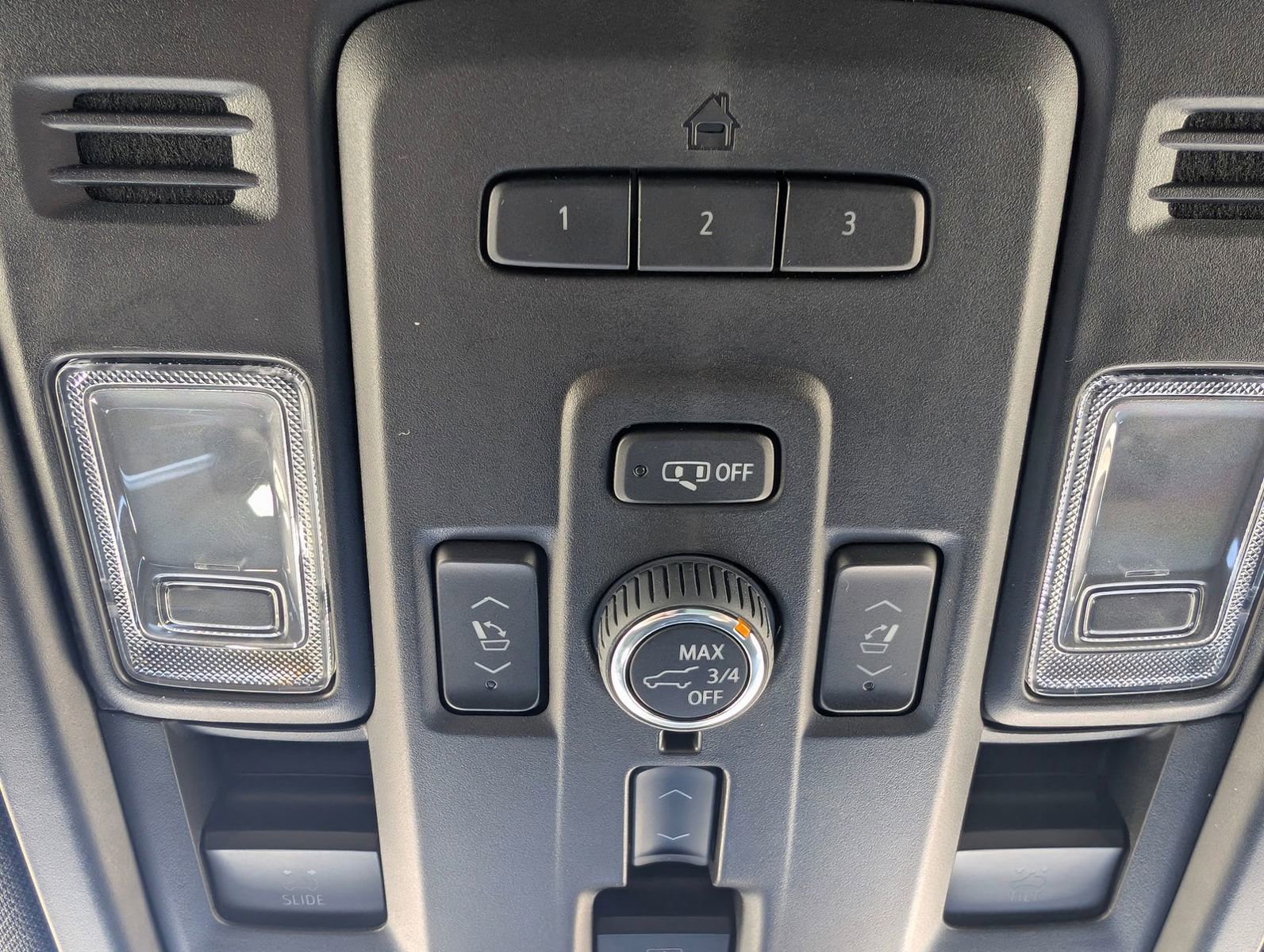 Certified 2023 Chevrolet Suburban Z71 w/ Luxury Package image 22