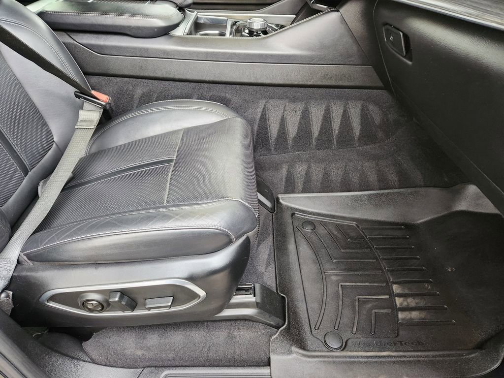 Used 2023 Jeep Wagoneer Series II image 14