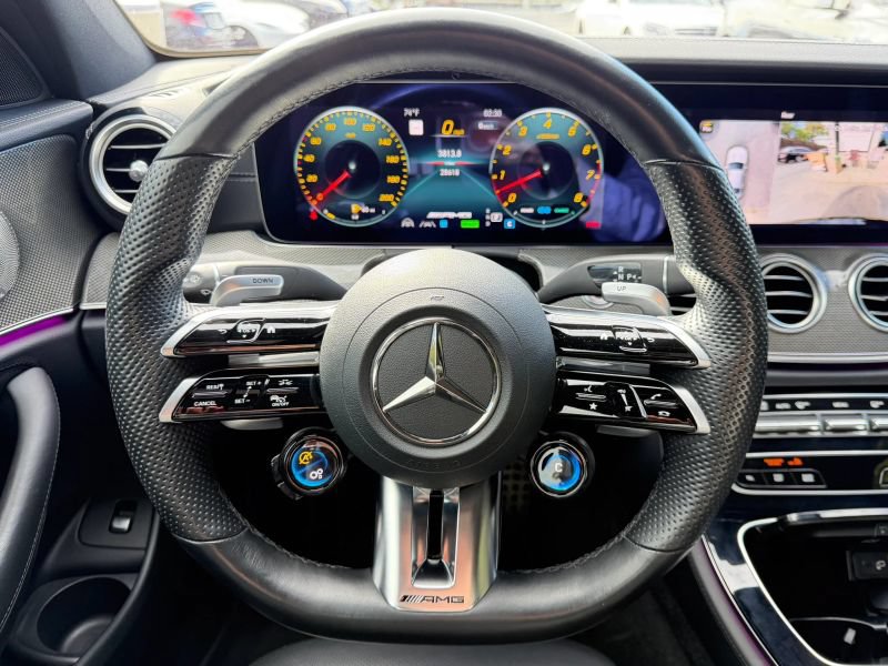 Used 2021 Mercedes-Benz E 53 AMG 4MATIC Sedan image 21