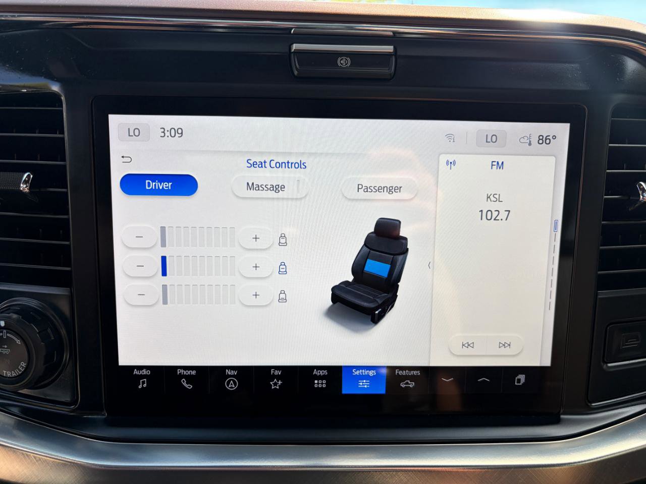 Used 2025 Ford F450 King Ranch w/ Chrome Package image 22