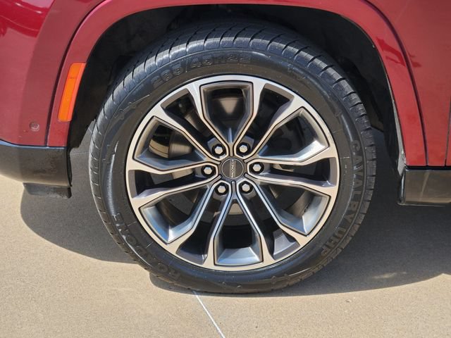 Used 2022 Jeep Grand Wagoneer Series III AWD/4WD image 17