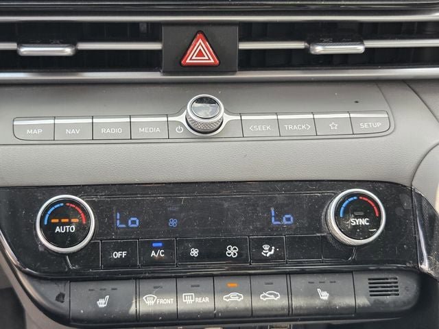 Used 2023 Hyundai Elantra SEL w/ Convenience Package FWD image 14