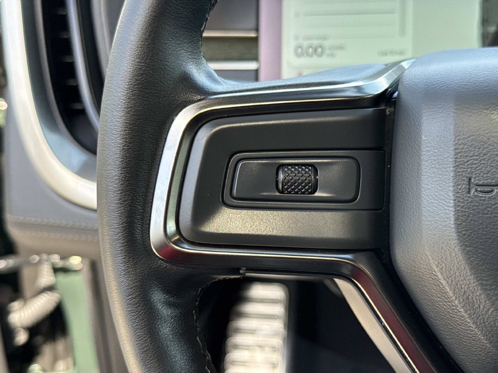 Used 2024 Rivian R1S Adventure Dual AWD/4WD image 38