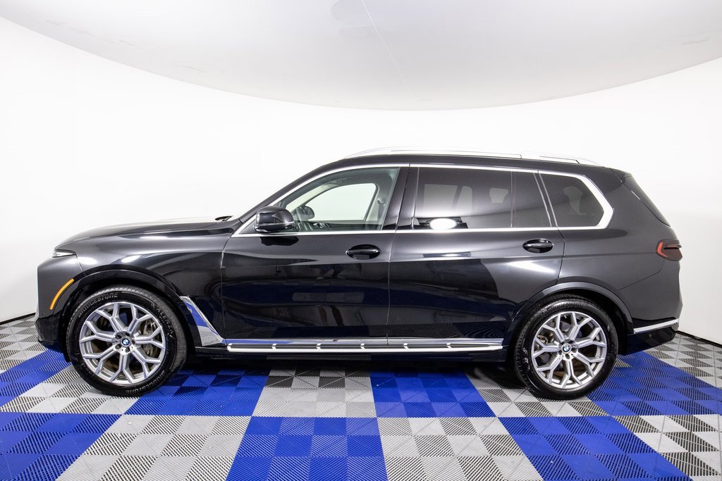 Used 2024 BMW X7 xDrive40i image 8