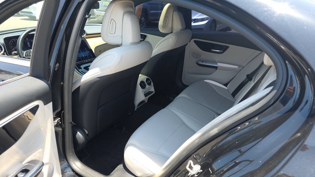 Used 2022 Mercedes-Benz C 300 Sedan image 23