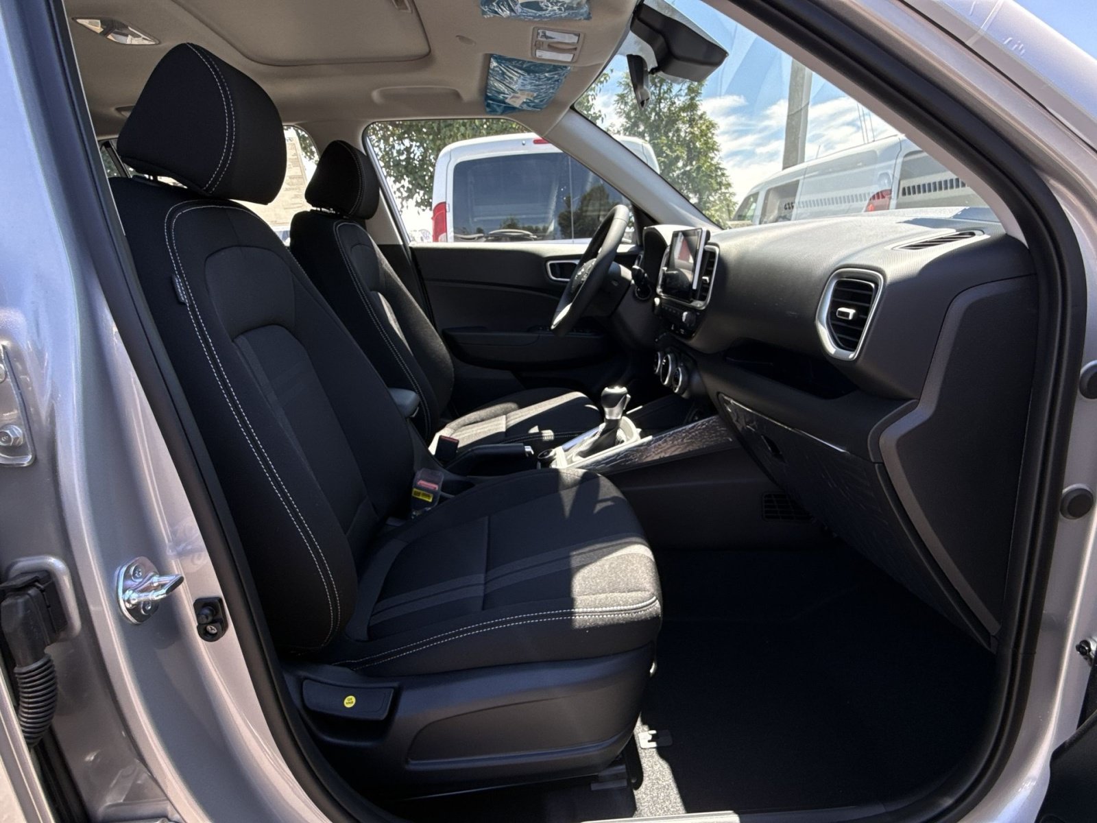 New 2026 Hyundai Venue SEL FWD image 24