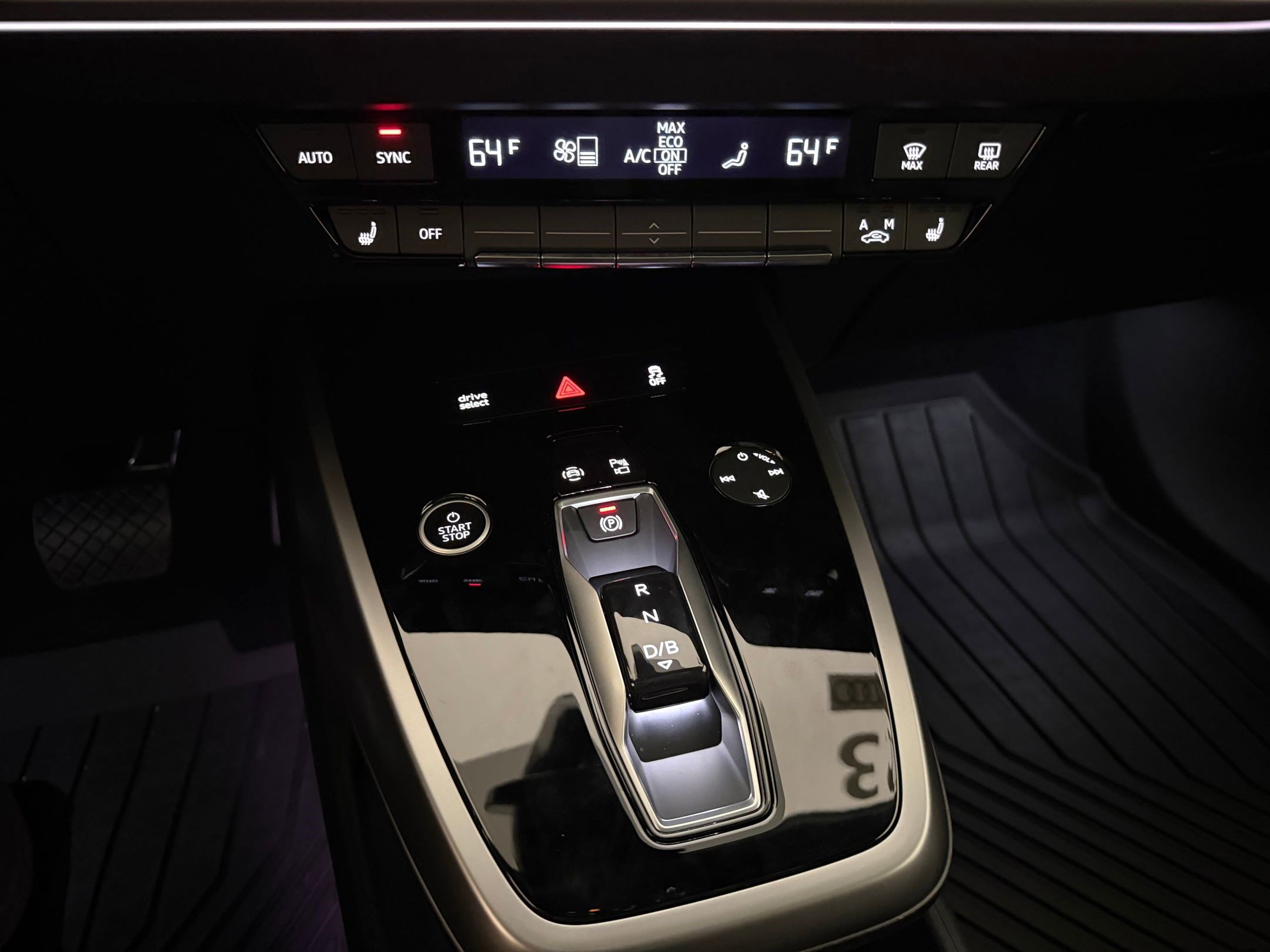 Certified 2023 Audi Q4 e-tron Premium Plus w/ Premium Plus image 18