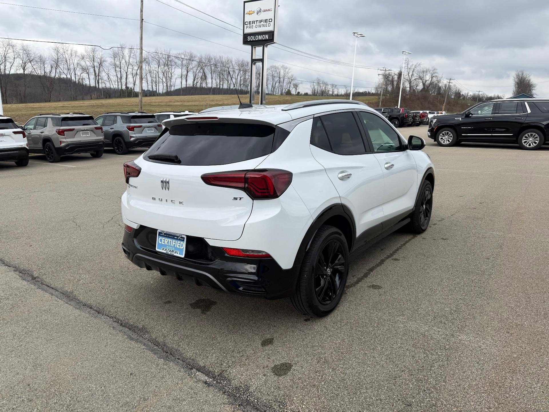 Certified 2024 Buick Encore GX Sport Touring w/ Comfort Package image 8