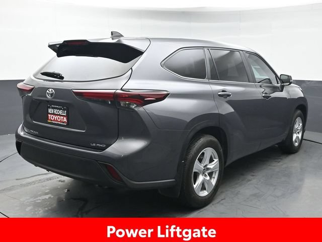 Certified 2024 Toyota Highlander LE AWD/4WD image 7
