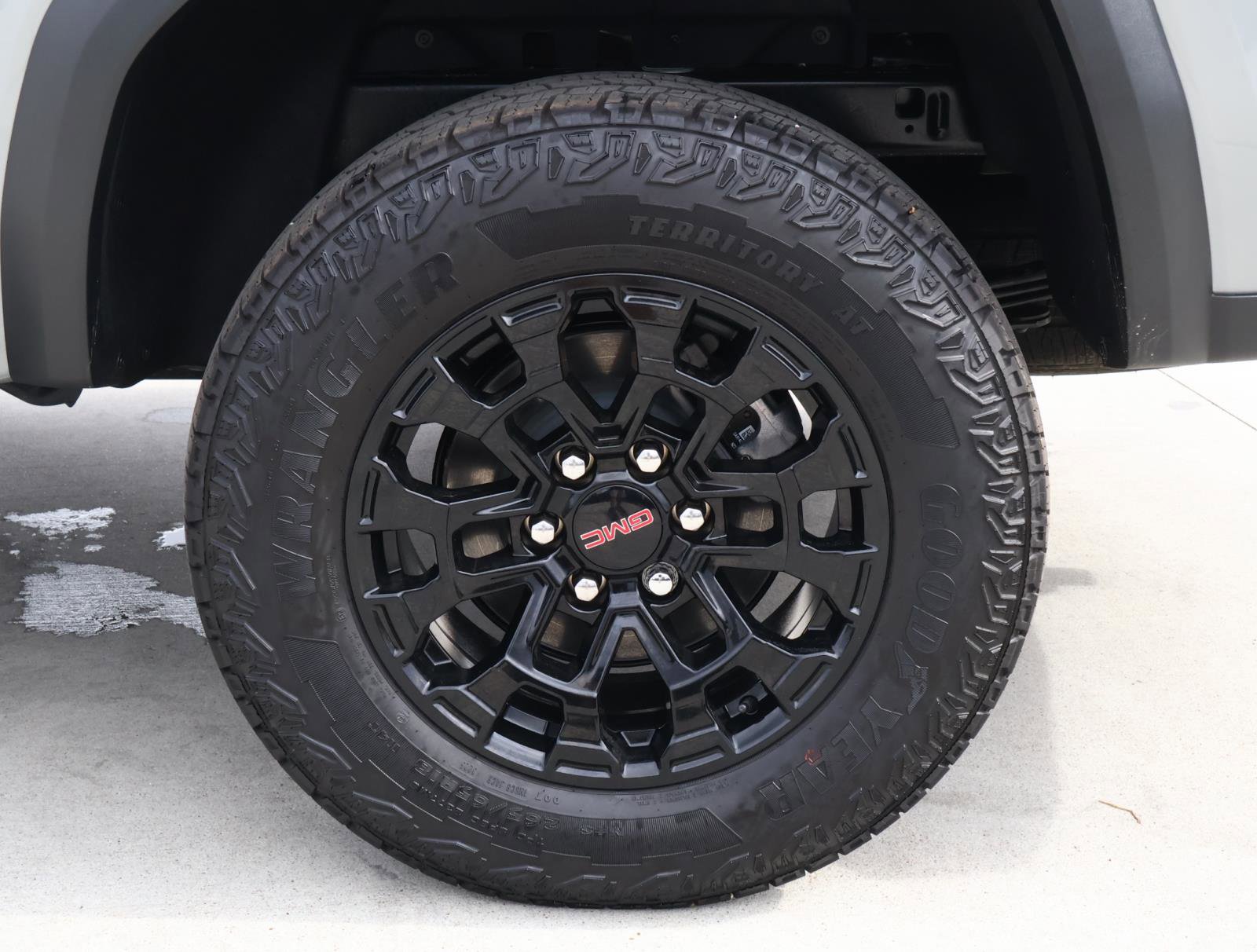 Used 2026 GMC Canyon Elevation w/ Convenience Package image 9