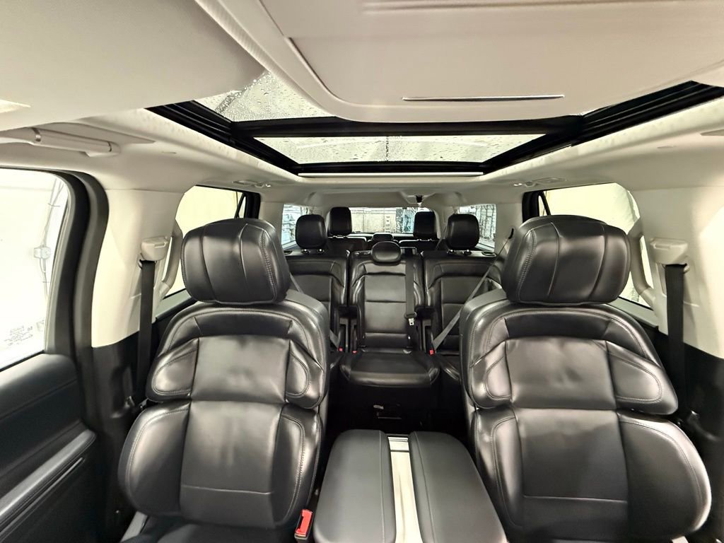 Used 2025 Lincoln Navigator L Reserve image 35