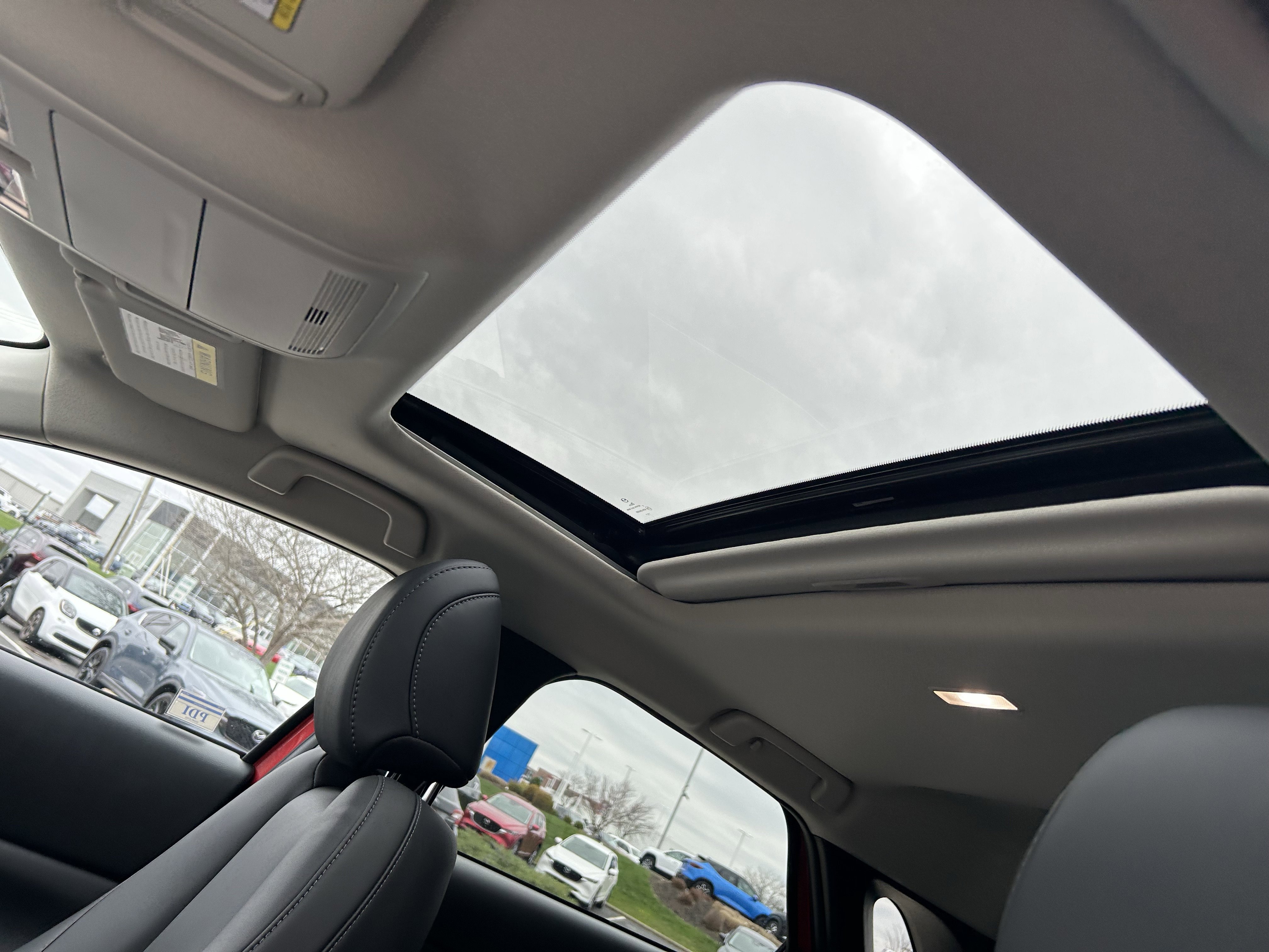 Certified 2025 MAZDA CX-30 AWD 2.5 S w/ Preferred Package image 24