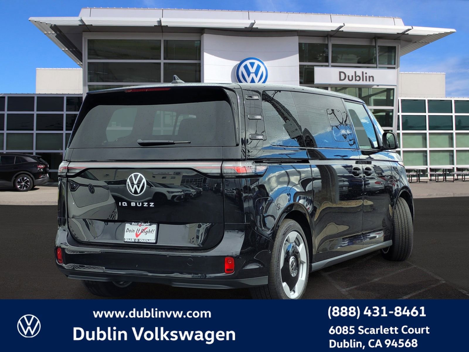 New 2025 Volkswagen ID. Buzz Pro S RWD image 5