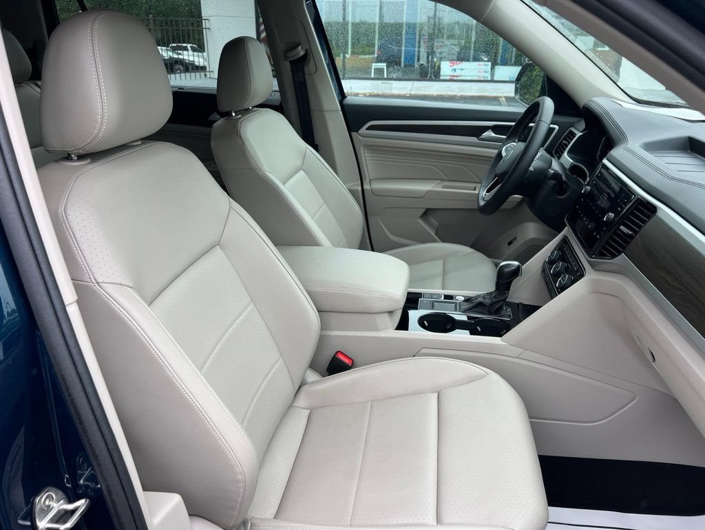 Certified 2023 Volkswagen Atlas SE FWD image 24