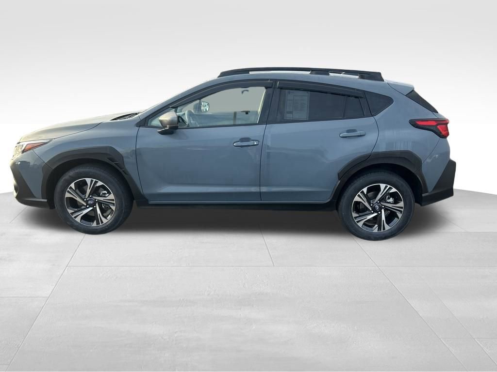 Used 2024 Subaru Crosstrek 2.0i Premium image 2