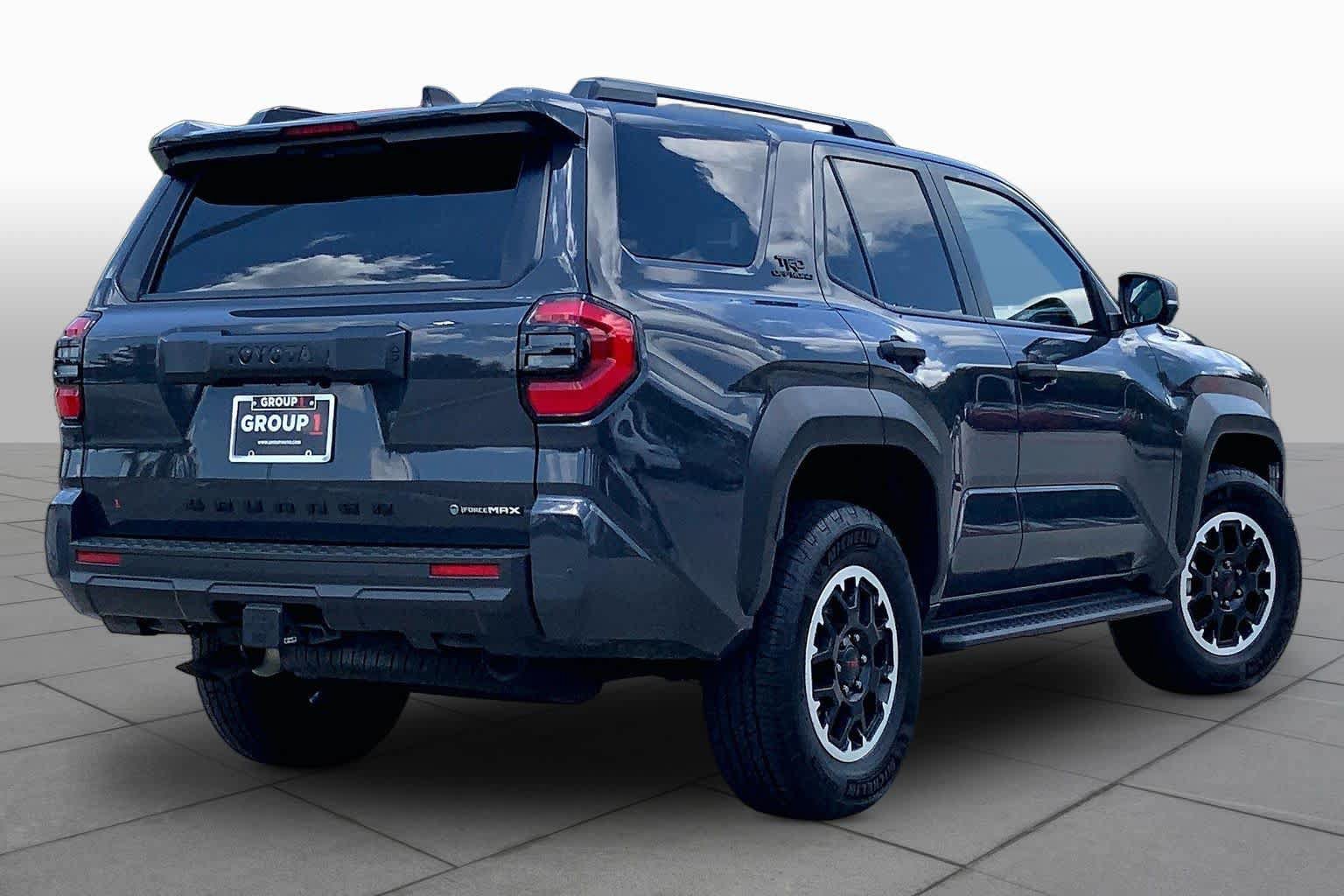 Certified 2025 Toyota 4Runner TRD Off-Road Premium AWD/4WD image 13