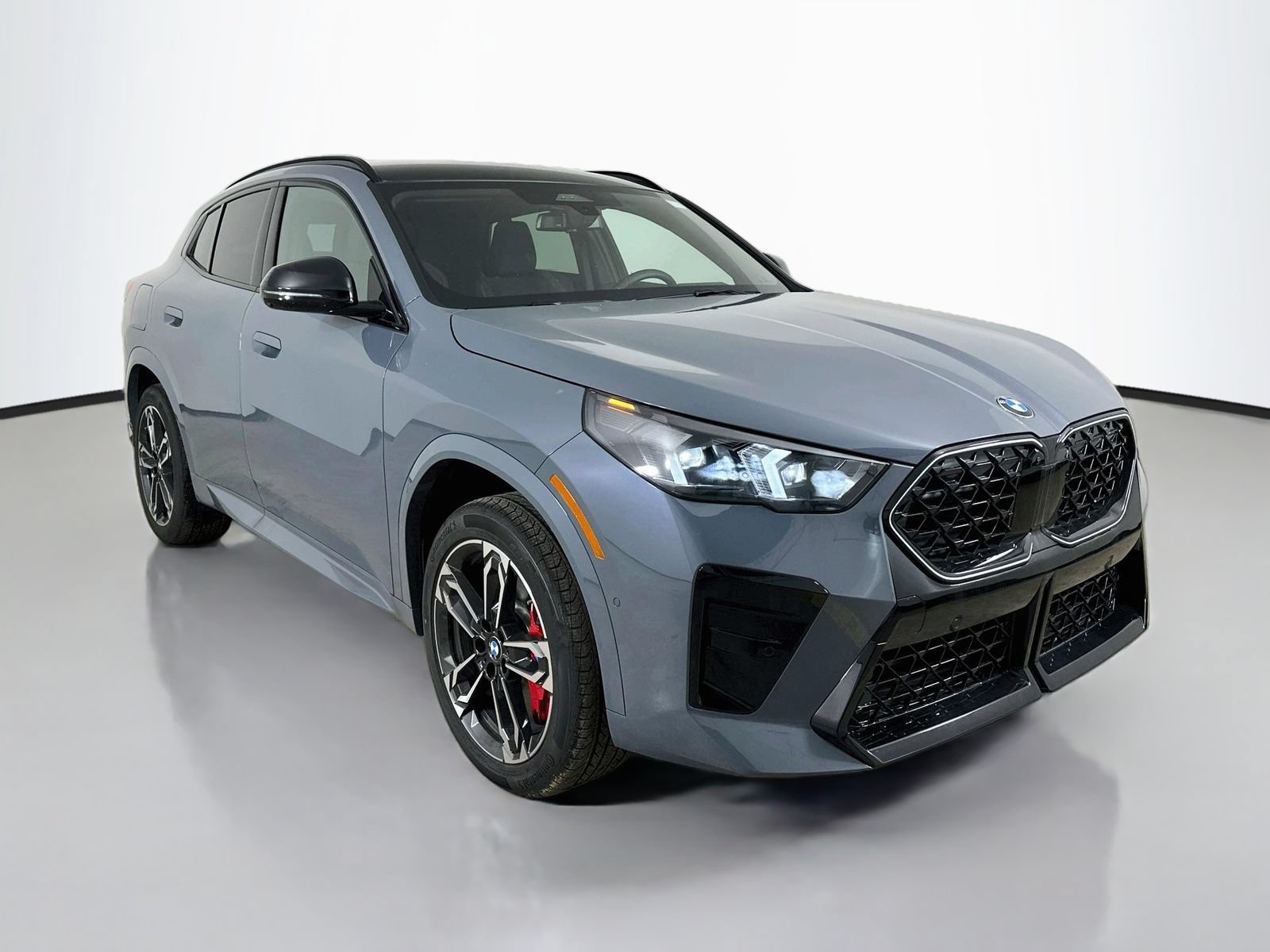 New 2026 BMW X2 xDrive28i w/ Technology Package AWD/4WD image 3
