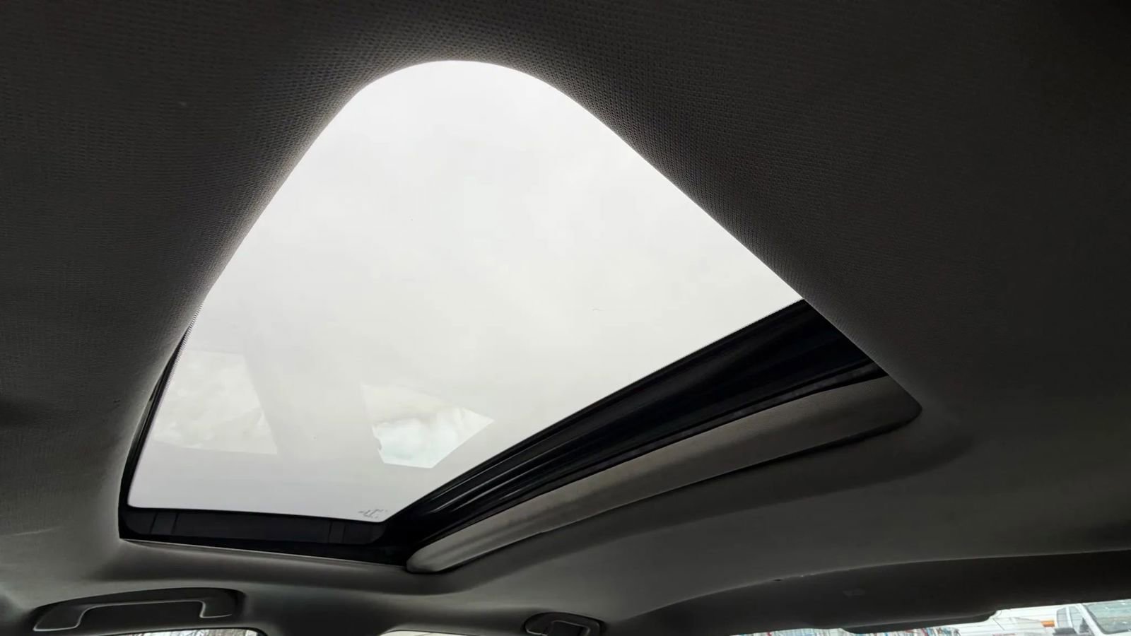 Used 2016 Acura TLX w/ Technology Package image 40