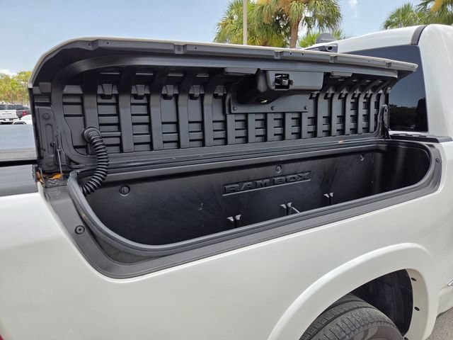 Used 2025 RAM 1500 Tungsten AWD/4WD image 11