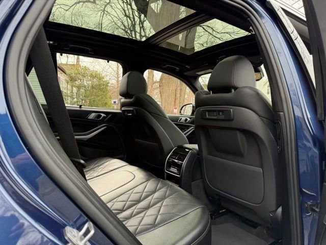 Used 2023 BMW X5 xDrive40i w/ Executive Package image 14