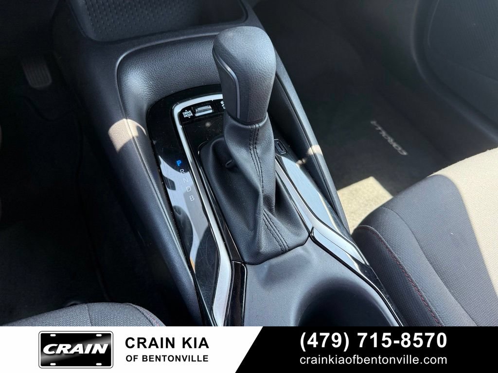 Used 2025 Toyota Corolla SE FWD image 17