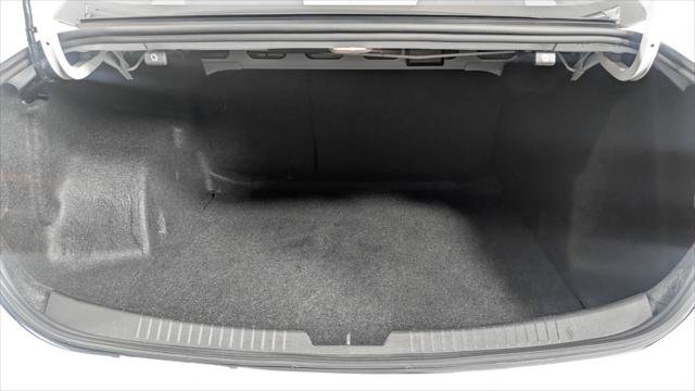 Used 2024 Chevrolet Malibu LT FWD image 18