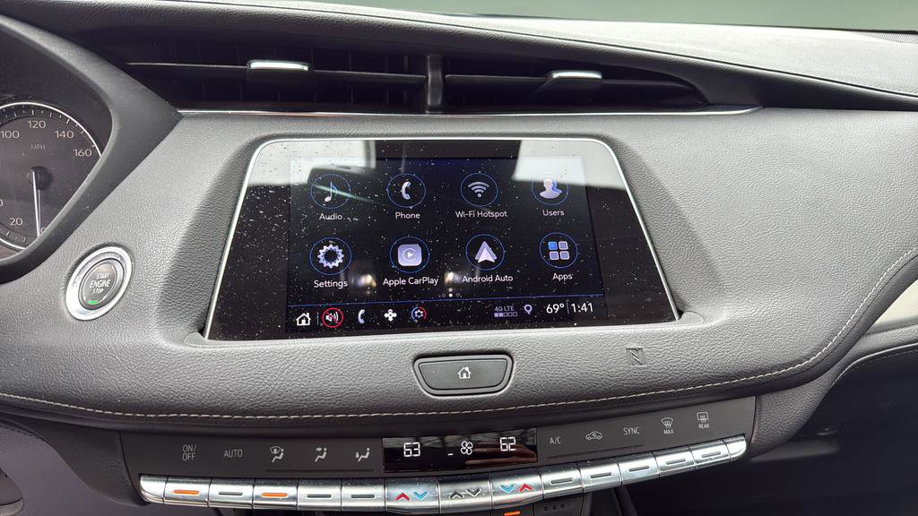 Used 2019 Cadillac XT4 Premium Luxury w/ Cold Weather Package image 33