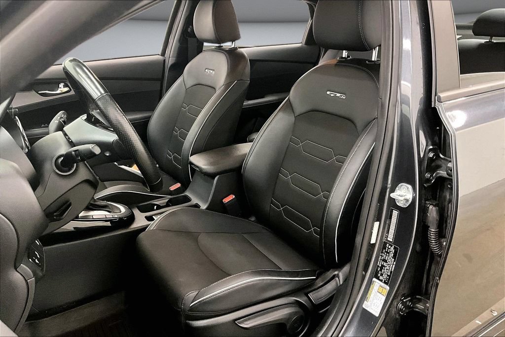 Used 2022 Kia Forte GT-Line w/ GT-Line Technology Package FWD image 21