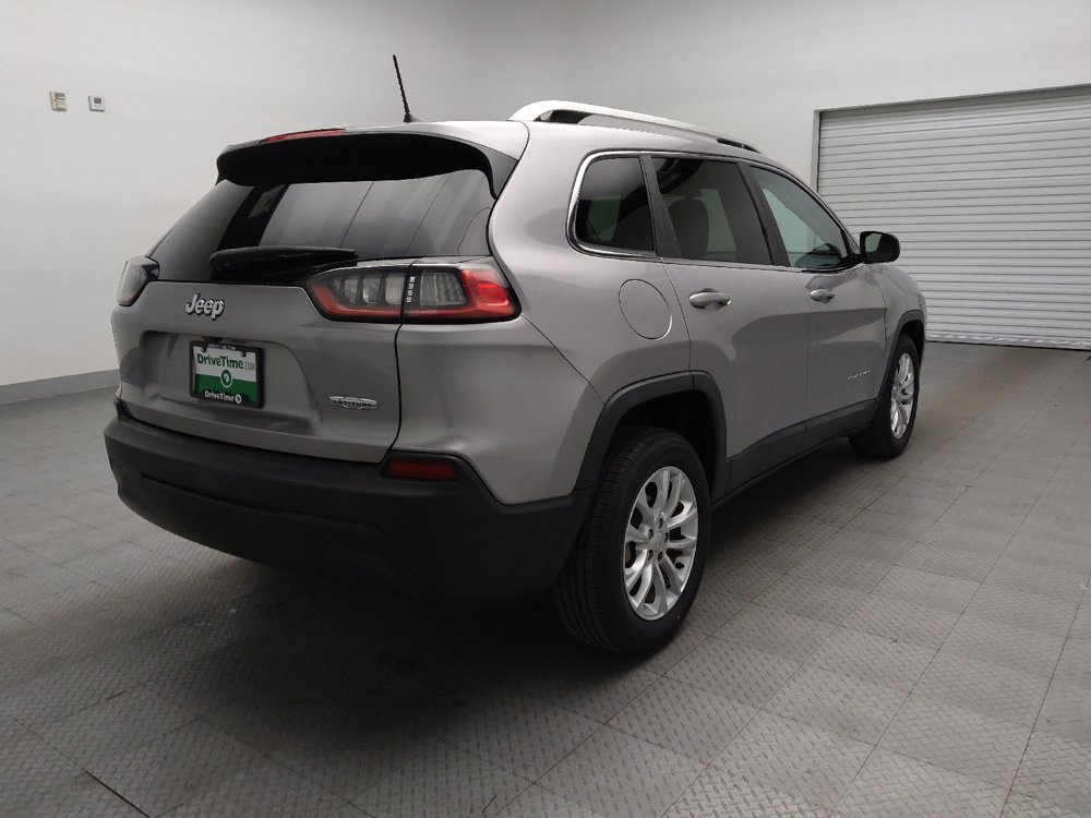 Used 2019 Jeep Cherokee Latitude w/ Popular Appearance Group FWD image 9