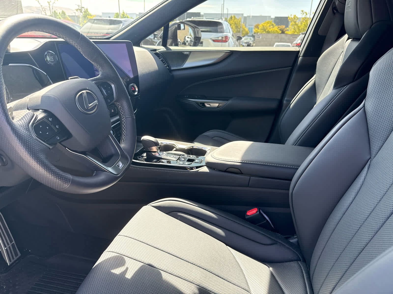Used 2025 Lexus NX 350 F Sport AWD/4WD image 7