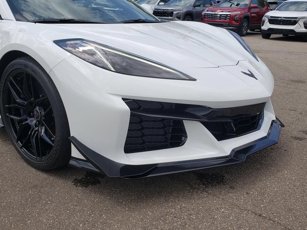 New 2026 Chevrolet Corvette Z06 w/ Z07 Performance Package RWD image 19