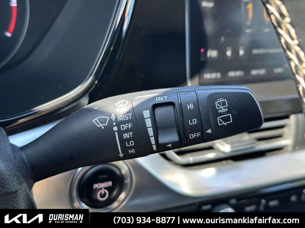 Used 2022 Kia Niro EX w/ Cold Weather Package image 11