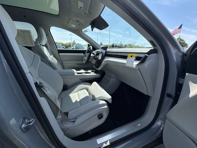 New 2026 Volvo EX90 Plus RWD image 30