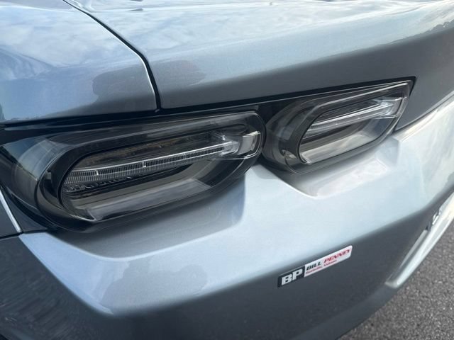 Used 2024 Chevrolet Camaro LT w/ Technology Package RWD image 10