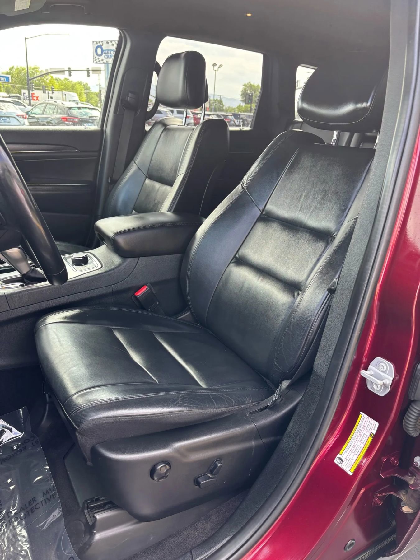 Used 2018 Jeep Grand Cherokee Limited image 16