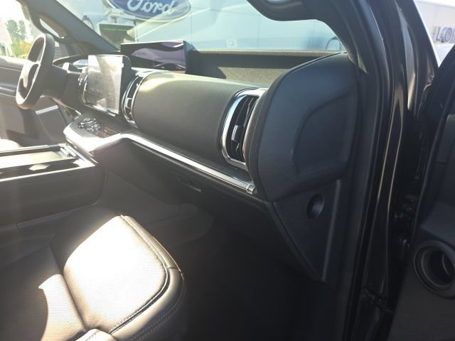 New 2027 Ford Expedition Tremor AWD/4WD image 36