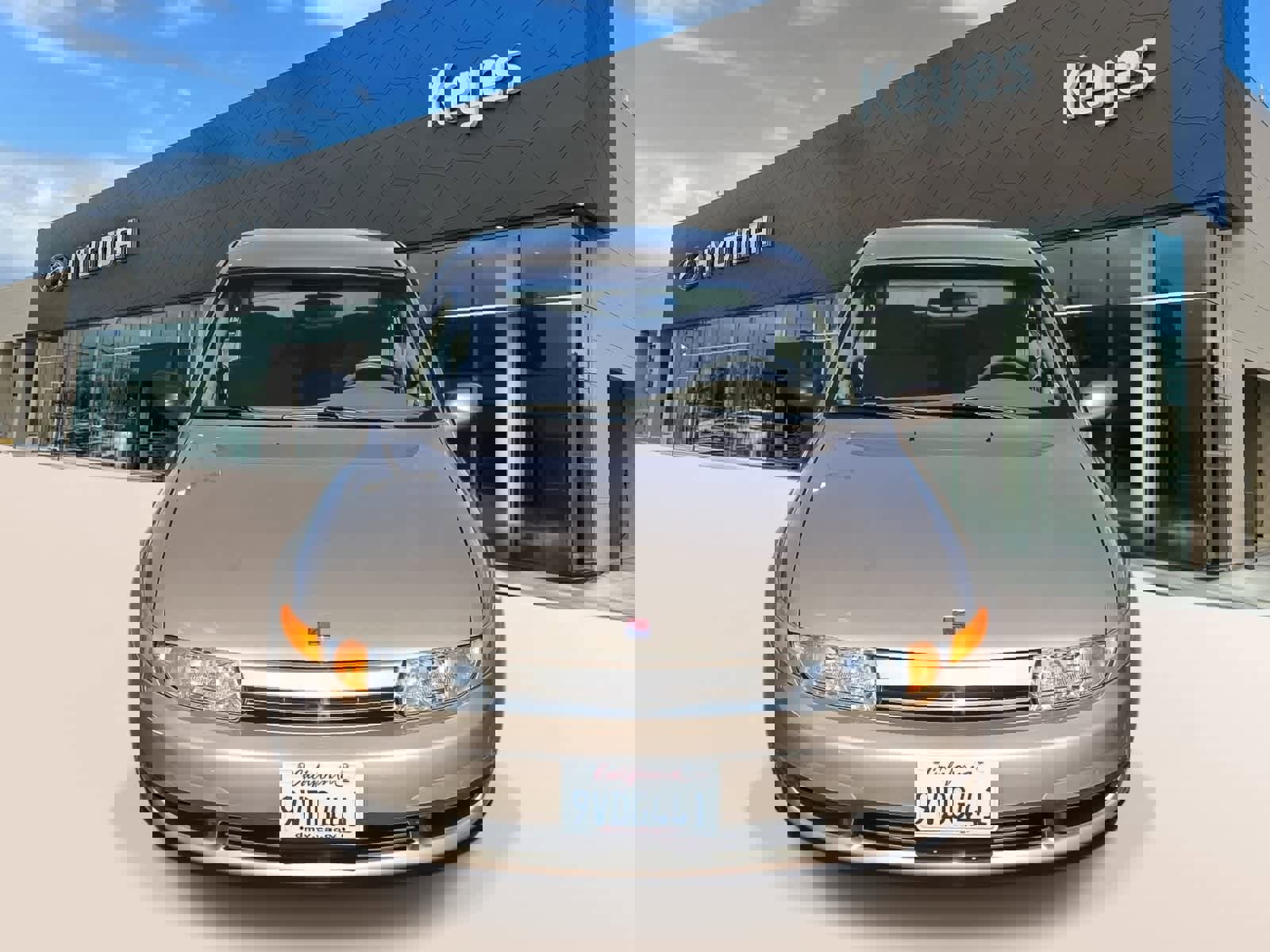 Used 2001 Saturn L-Series L200 image 2